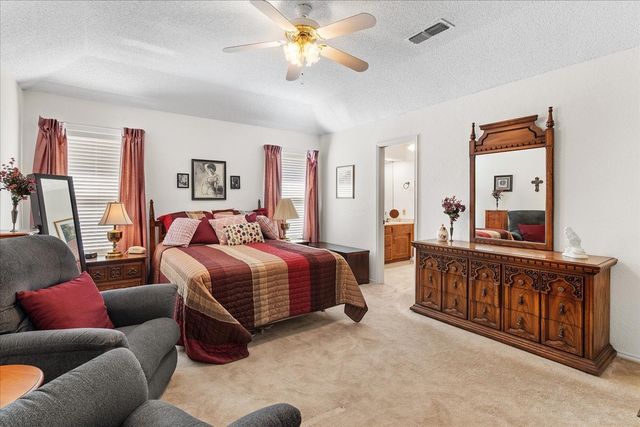 6728 Riviera Drive, North Richland Hills, TX 76180