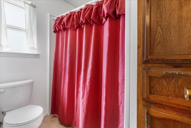 6728 Riviera Drive, North Richland Hills, TX 76180