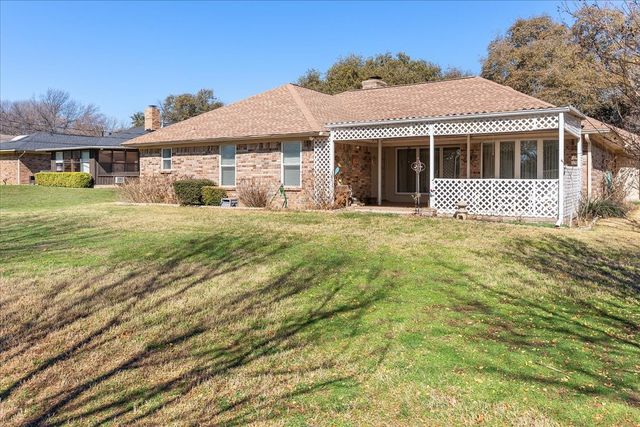 6728 Riviera Drive, North Richland Hills, TX 76180