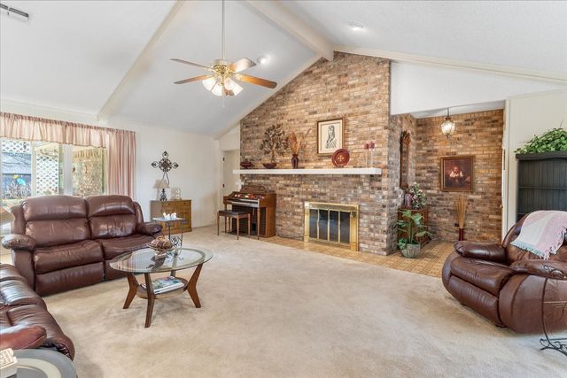 6728 Riviera Drive, North Richland Hills, TX 76180