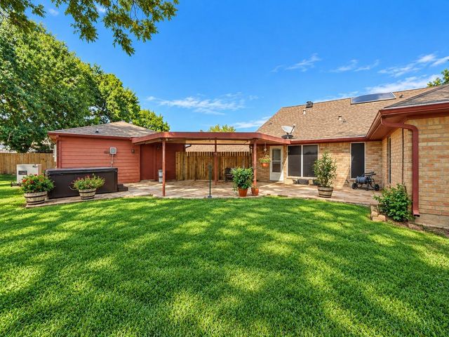 342 Swords Bend Street, Stafford, TX 77477