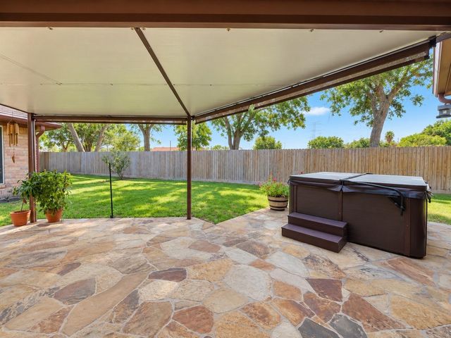 342 Swords Bend Street, Stafford, TX 77477