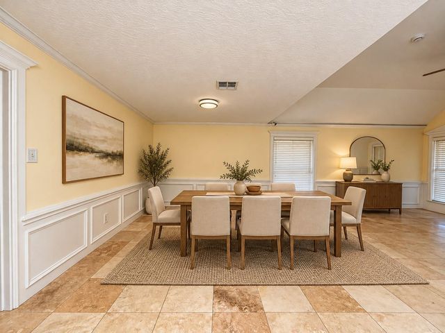 342 Swords Bend Street, Stafford, TX 77477