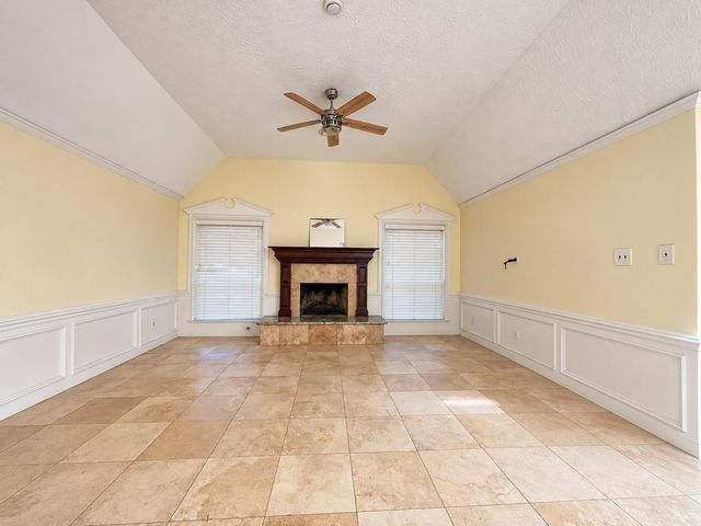 342 Swords Bend Street, Stafford, TX 77477