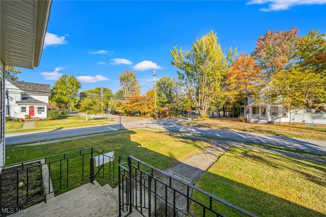 38210 South Street, Willoughby, OH 44094