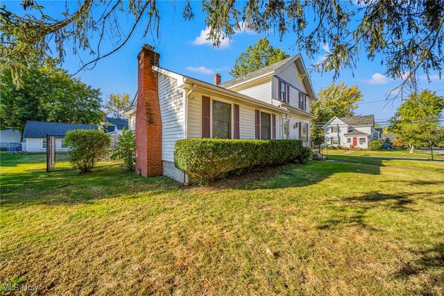 38210 South Street, Willoughby, OH 44094