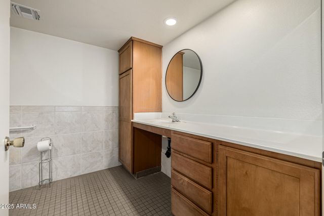 3738 E Glenrosa Avenue, Phoenix, AZ 85018