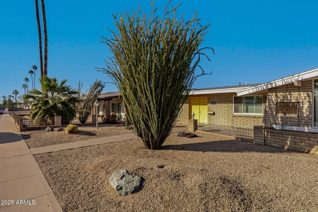 3738 E Glenrosa Avenue, Phoenix, AZ 85018