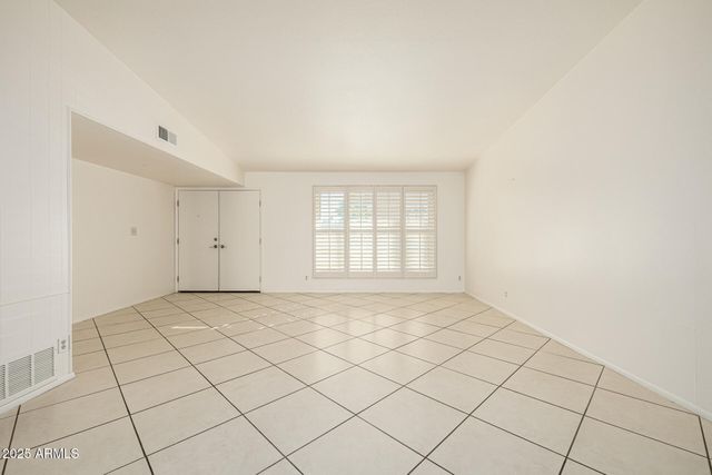 3738 E Glenrosa Avenue, Phoenix, AZ 85018