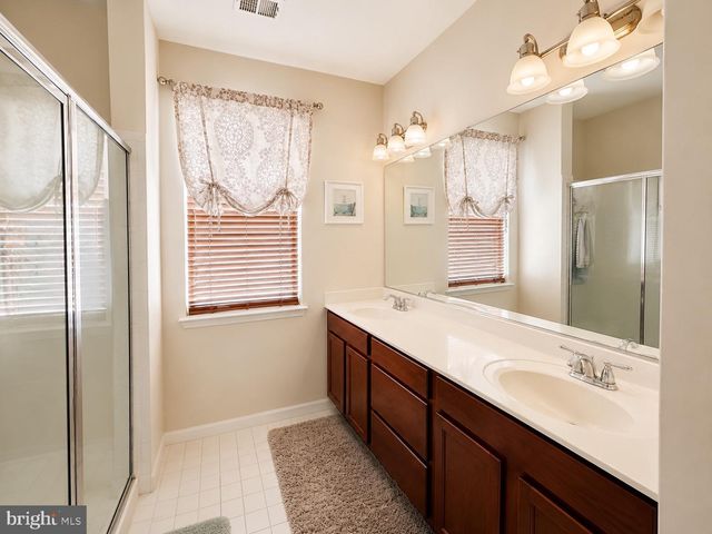 2860 BRUNSTON CASTLE LN, Waldorf, MD 20601