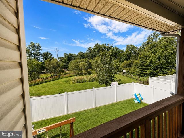 2860 BRUNSTON CASTLE LN, Waldorf, MD 20601