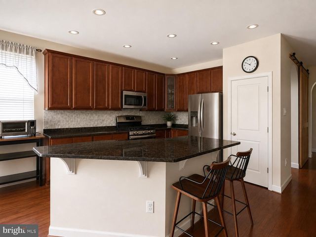 2860 BRUNSTON CASTLE LN, Waldorf, MD 20601