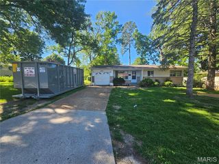 2254 Gadbury Drive, St Louis, MO 63136