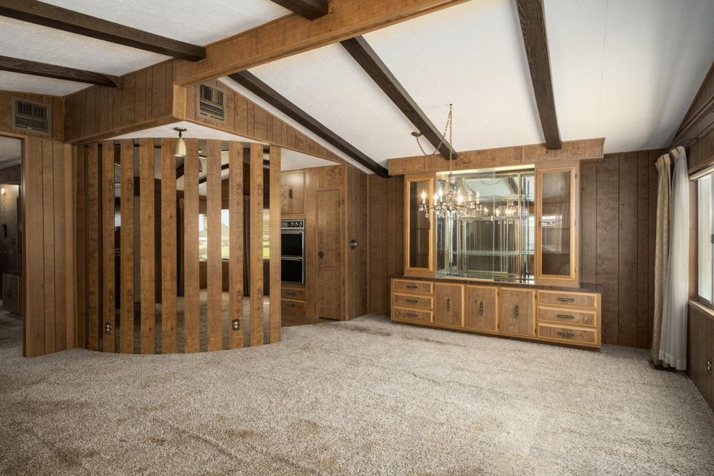 Image 8 of property listing at 340 N Frankwood # 48, Sanger, CA 93657