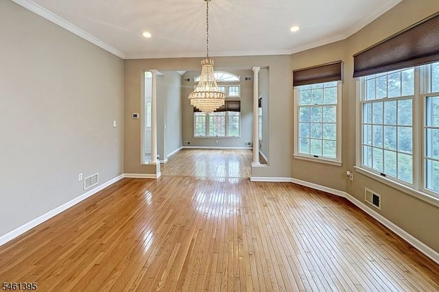 33 Rose Ln, Rockaway Boro, NJ 07866