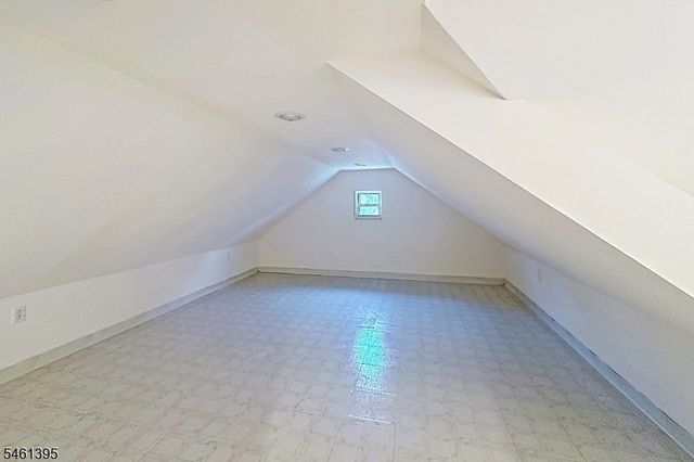 33 Rose Ln, Rockaway Boro, NJ 07866