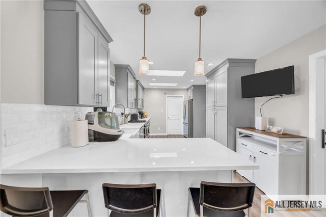 66 Johnson Road, Somerset, NJ 08873