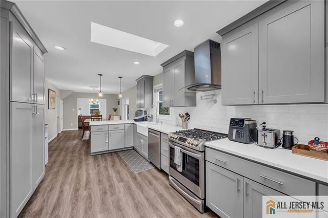 66 Johnson Road, Somerset, NJ 08873