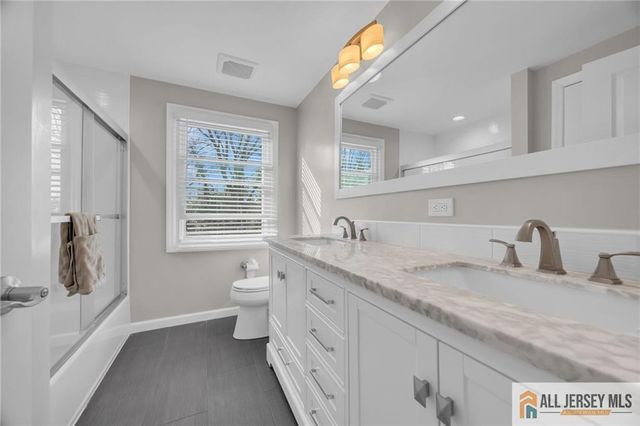 66 Johnson Road, Somerset, NJ 08873