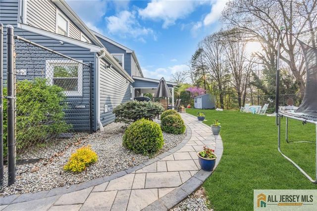 66 Johnson Road, Somerset, NJ 08873