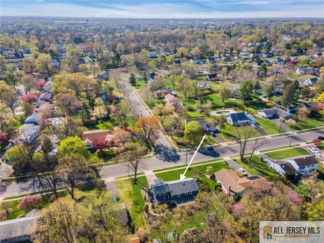 66 Johnson Road, Somerset, NJ 08873