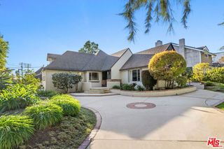 1050 Centinela Avenue, Santa Monica, CA 90403