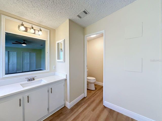 1676 ELKHART CIRCLE, Tavares, FL 32778