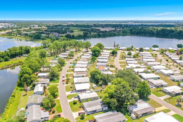 1676 ELKHART CIRCLE, Tavares, FL 32778
