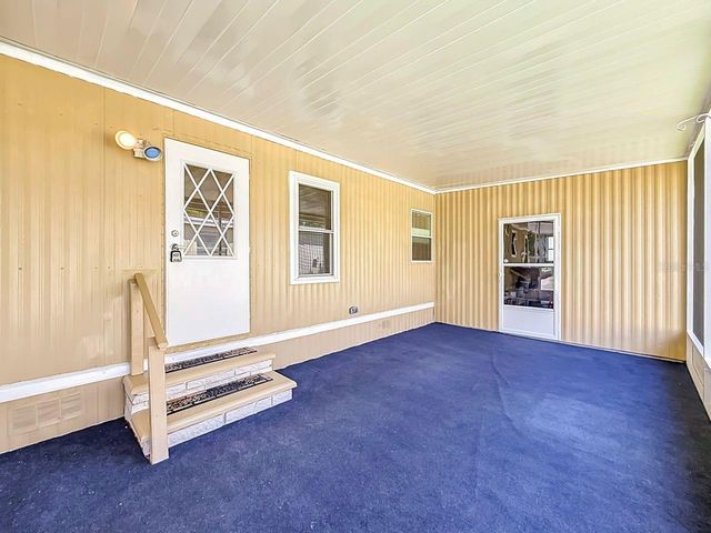 1676 ELKHART CIRCLE, Tavares, FL 32778