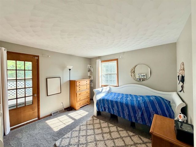 2046 Acton Road, Grand Rapids, MI 49504