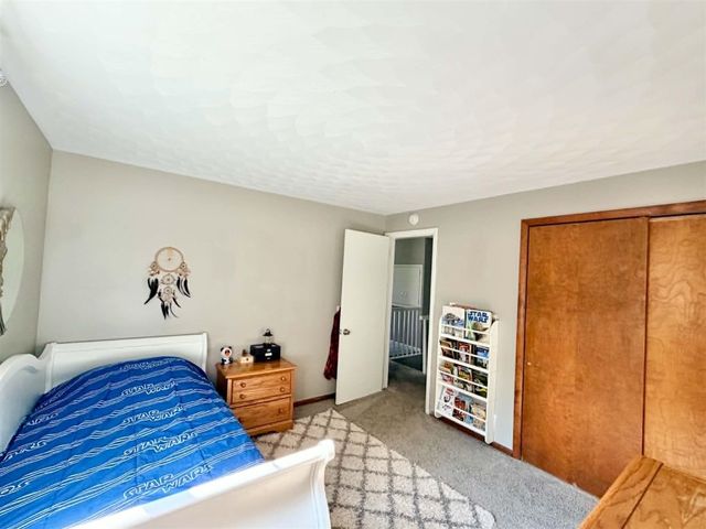 2046 Acton Road, Grand Rapids, MI 49504