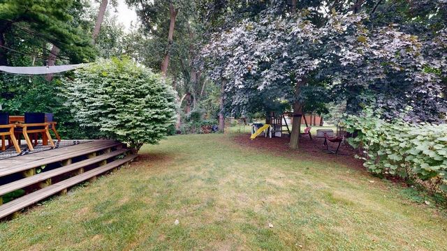 2046 Acton Road, Grand Rapids, MI 49504