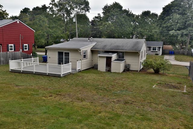 20 Josh Gray Rd, Rockland, MA 02370