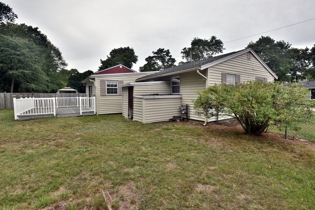 20 Josh Gray Rd, Rockland, MA 02370