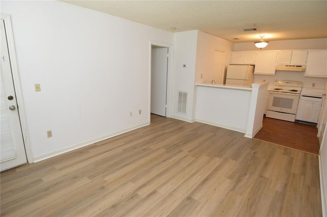 11901 4TH STREET N 11105, St Petersburg, FL 33716