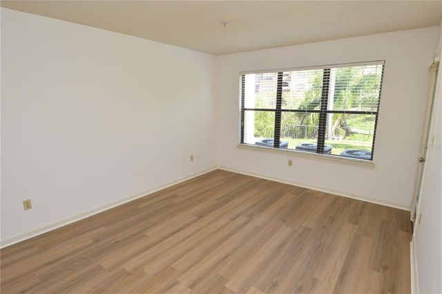 11901 4TH STREET N 11105, St Petersburg, FL 33716