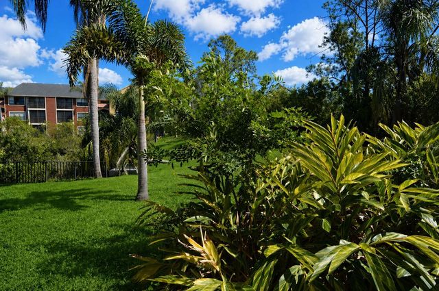 11901 4TH STREET N 11105, St Petersburg, FL 33716