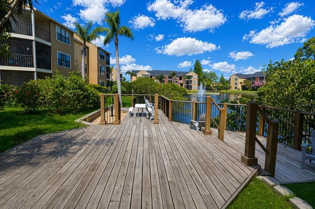 11901 4TH STREET N 11105, St Petersburg, FL 33716