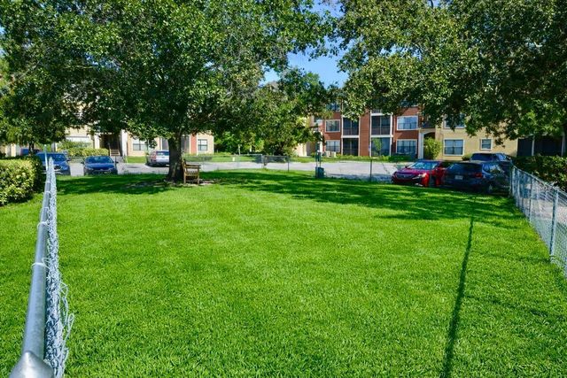 11901 4TH STREET N 11105, St Petersburg, FL 33716