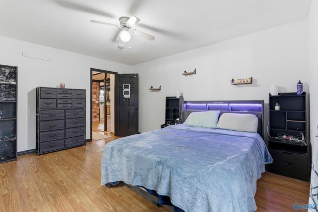 10 Pence Road, Somerville, AL 35670