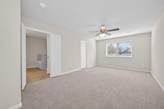 426 Emerald Thicket Lane, Huffman, TX 77336