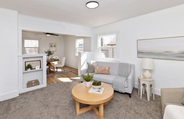 2915 4th Street, Des Moines, IA 50313