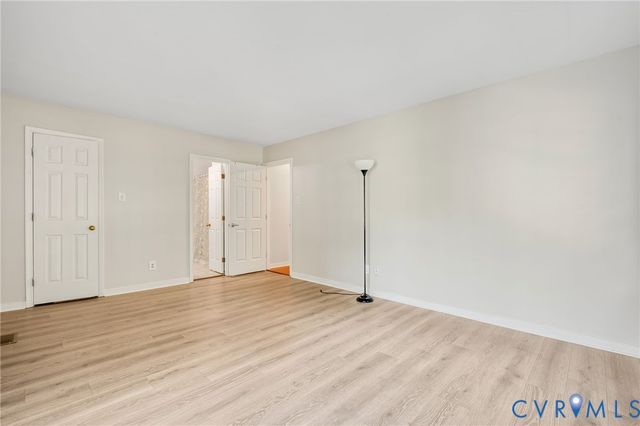 4820 Cedar Cliff Rd, Chester, VA 23831