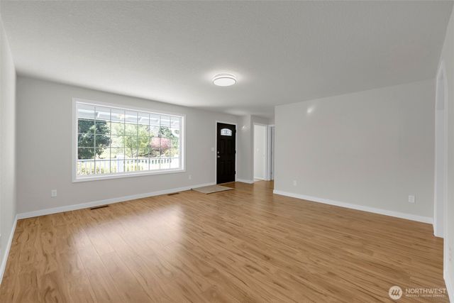 3226 75th Avenue SE, Olympia, WA 98502