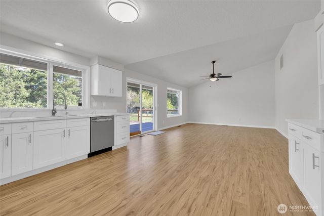 3226 75th Avenue SE, Olympia, WA 98502