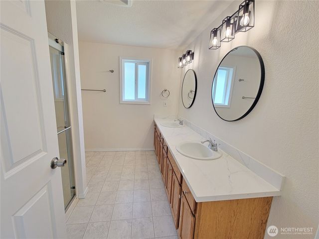 3226 75th Avenue SE, Olympia, WA 98502