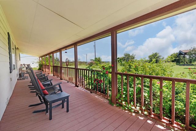 1115 County Road 204, Burnet, TX 78611