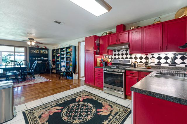 1115 County Road 204, Burnet, TX 78611