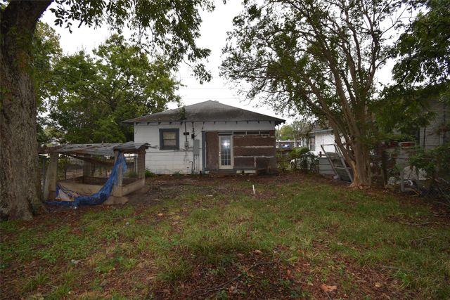 3121 Hollywood Avenue, Shreveport, LA 71108