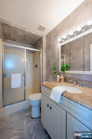 75 Union Street 5B, Hackensack, NJ 07601